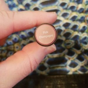 Lipsense